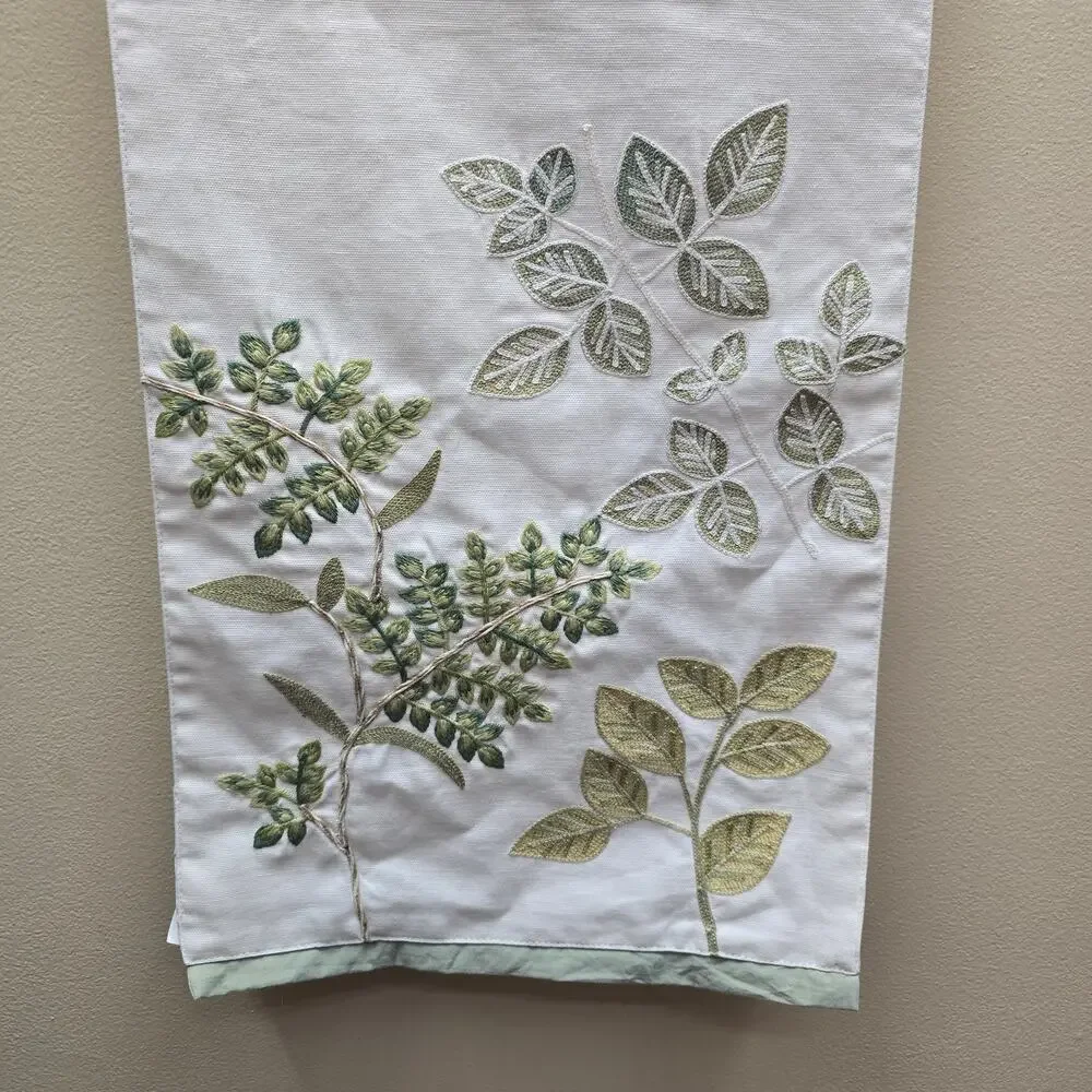 Pier 1 Imports Embroidered Floral Table Runner Decorative Dining 13
